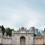 Tour 4: Dolmabahçe Palace, Bosphorus Cruise & Pierre Loti Hill - Image 11