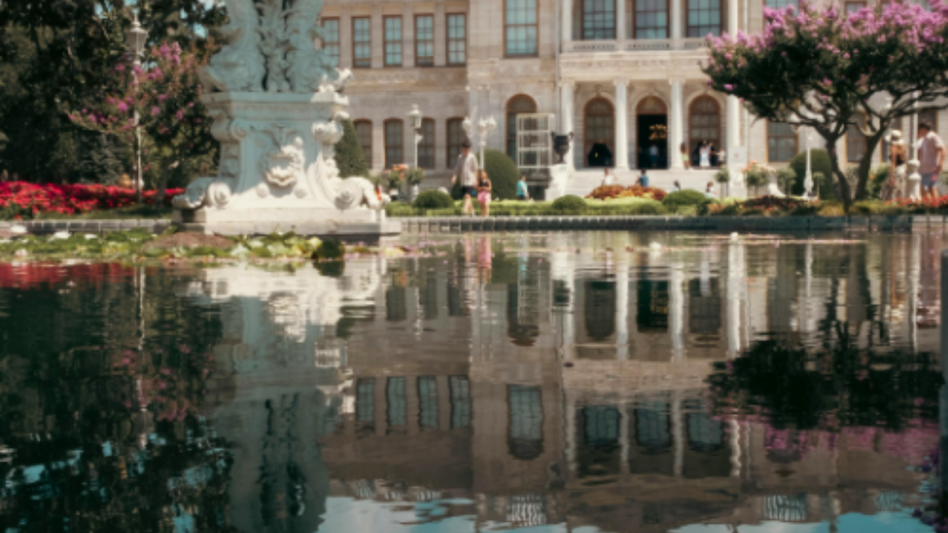 4 Tour 4: Dolmabahçe Palace, Bosphorus Cruise & Pierre Loti Hill - Image 1